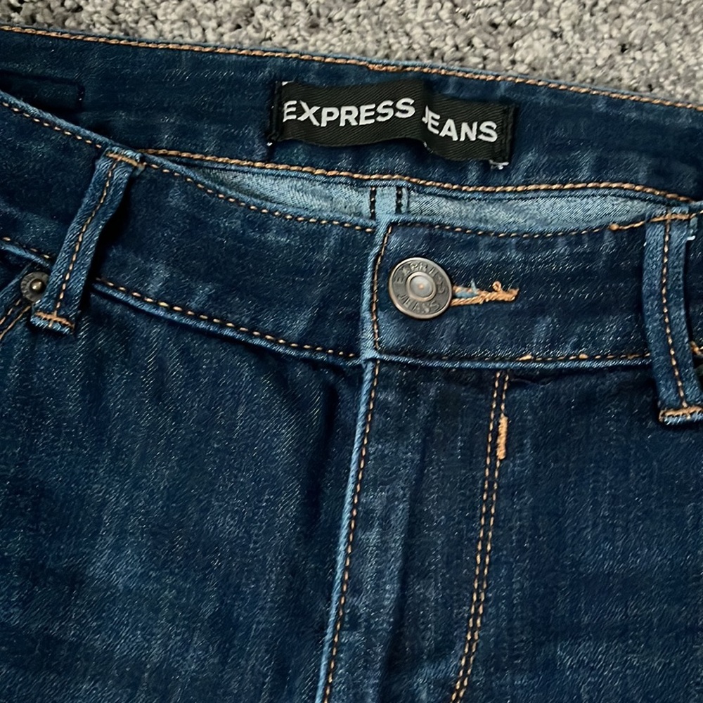 EXPRESS | Low Rise Legging Jean - Picture 4 of 11